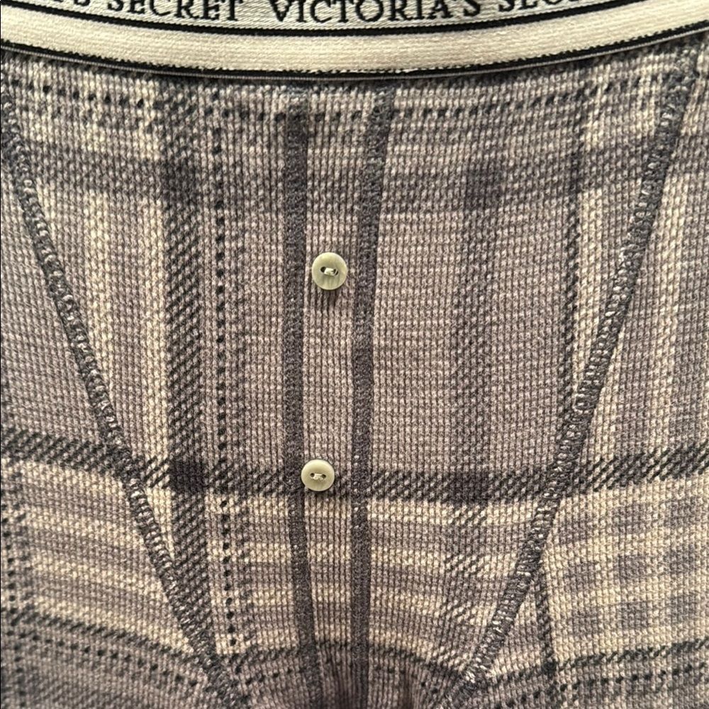 Victoria's Secret Heather Gray Lounge Pants size XL - Picture 3 of 5